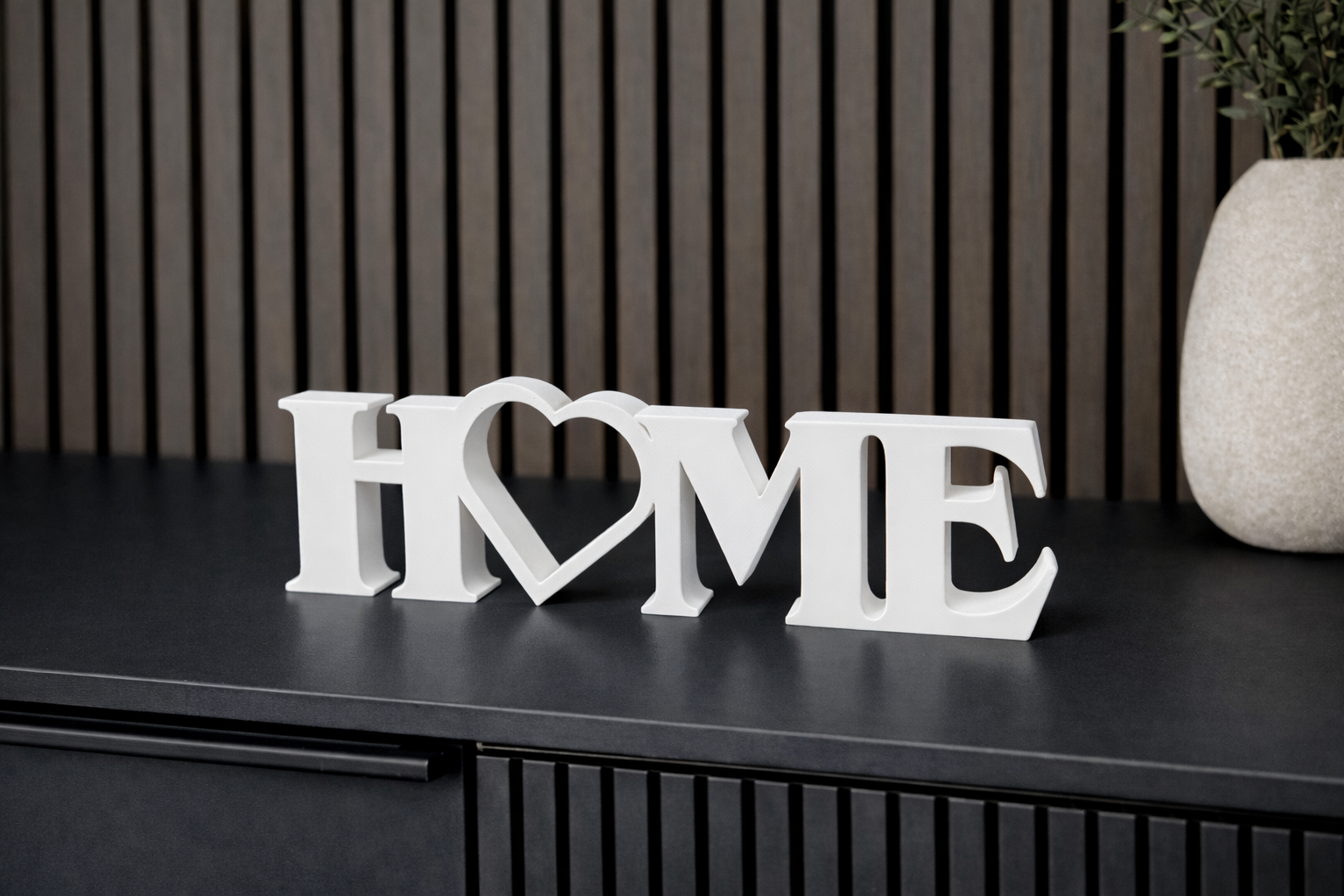 HOME Schriftzug mit Herz – Moderne Wohndeko